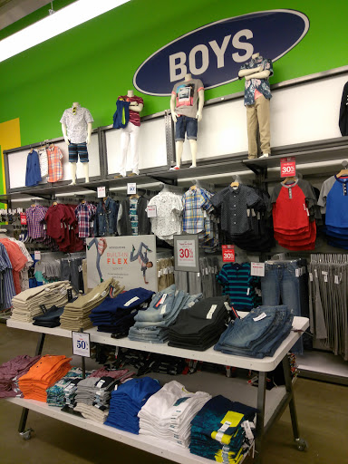 Clothing Store «Old Navy», reviews and photos, 9155 W Stockton Blvd, Elk Grove, CA 95758, USA