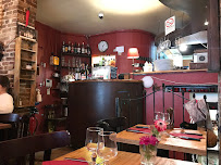 Bar du Restaurant italien Sale e pepe Montmartre à Paris - n°11