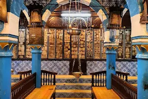 El Ghriba synagogue image