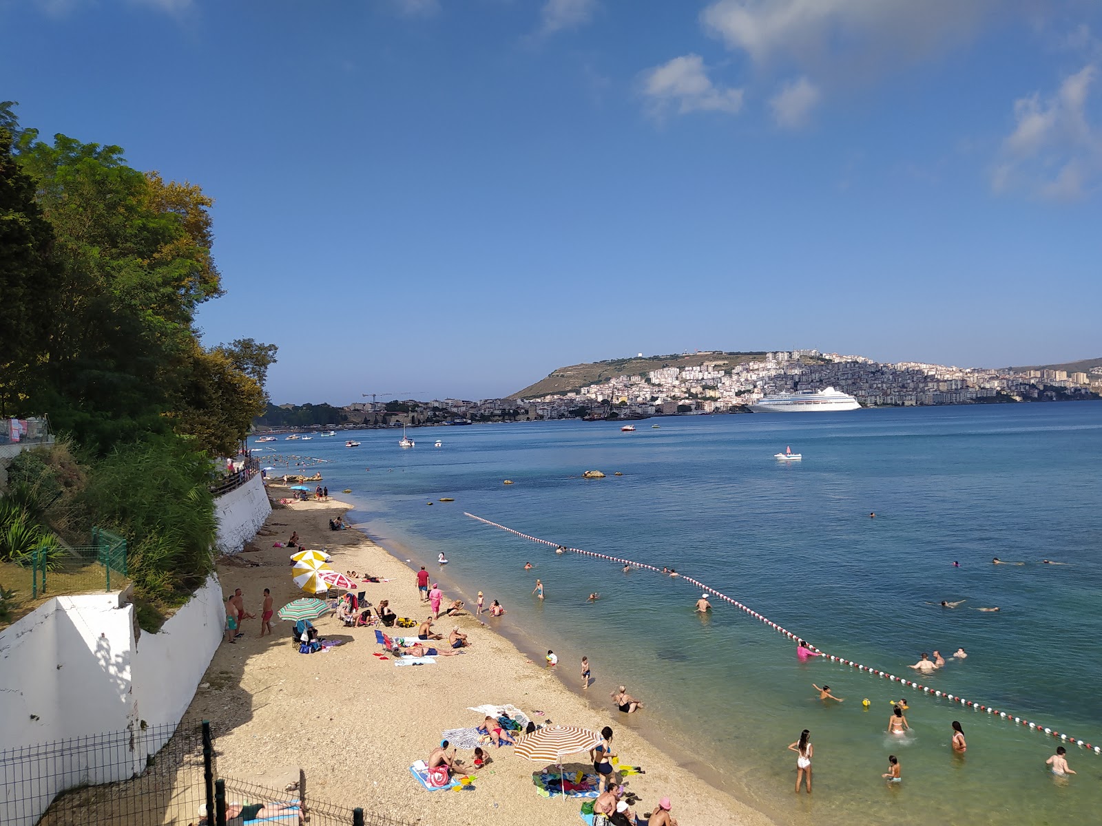 Cocuk Bahcesi Beach'in fotoğrafı vahşi alan