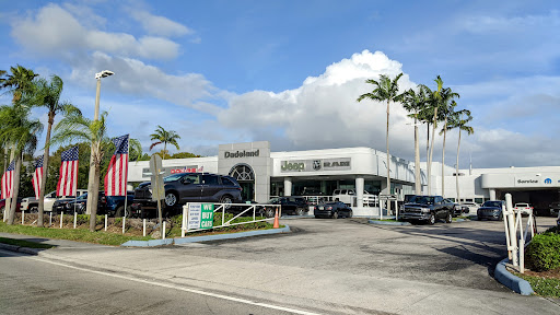 Dodge Dealer «Dadeland Dodge Chrysler Jeep Ram», reviews and photos, 16501 S Dixie Hwy, Miami, FL 33157, USA