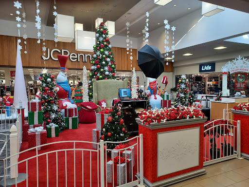 Shopping Mall «Apple Blossom Mall», reviews and photos, 1850 Apple Blossom Dr, Winchester, VA 22601, USA