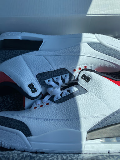 Shoe Store «Sneaker Syndicate», reviews and photos, 213 N Magnolia Ave, Orlando, FL 32801, USA