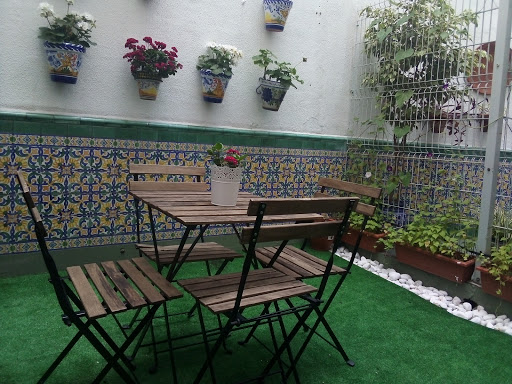 Apartamento con patio