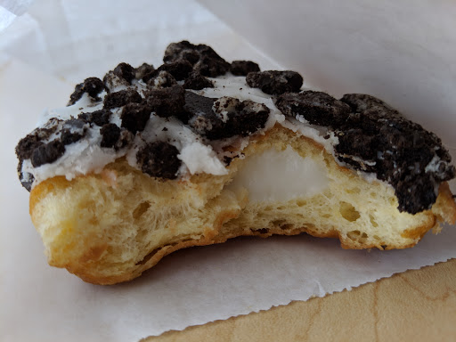 Dessert Shop «Delicious Donuts», reviews and photos, 12 SE Grand Ave, Portland, OR 97214, USA