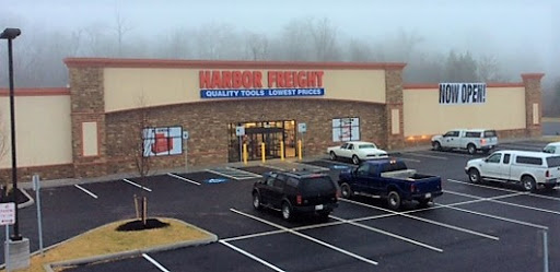 Harbor Freight Tools, 1455 Wesel Blvd, Hagerstown, MD 21740, USA, 