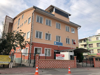 ŞEHİT YUNUS EMRE EZER ORTAOKULU