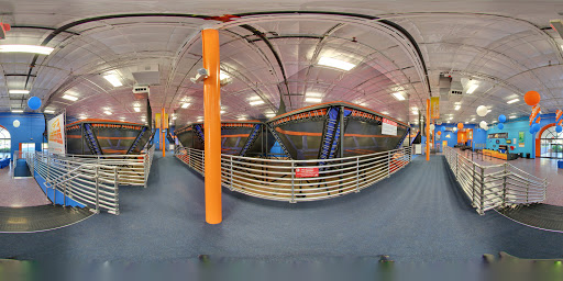 Amusement Center «Sky Zone Trampoline Park», reviews and photos, 14181 S Tamiami Trail #140, Fort Myers, FL 33912, USA