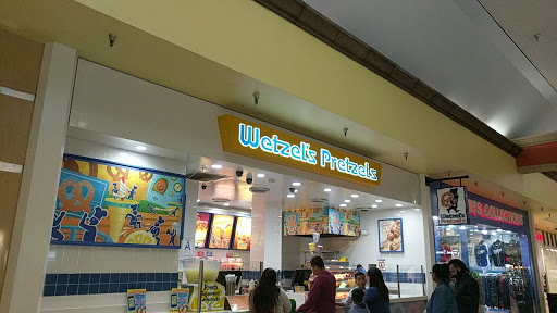 Shopping Mall «Panorama Mall», reviews and photos, 8401 Van Nuys Blvd, Panorama City, CA 91402, USA