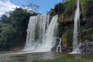 Smoke's waterfall image