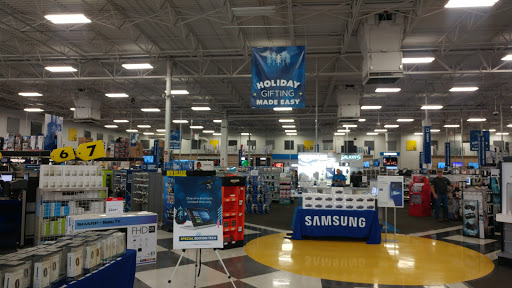 Electronics Store «Best Buy», reviews and photos, 6809 W Canal Dr, Kennewick, WA 99336, USA