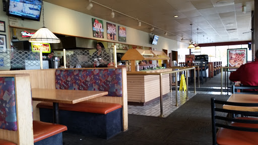 Pizza Restaurant «Round Table Pizza», reviews and photos, 37480 Fremont Blvd, Fremont, CA 94536, USA