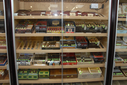 Tobacco Shop «Shreeji Smoke & Vape Shop», reviews and photos, 3224 Long Beach Rd, Oceanside, NY 11572, USA