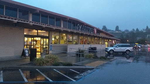 Grocery Store «Safeway», reviews and photos, 1355 Moraga Way, Moraga, CA 94556, USA