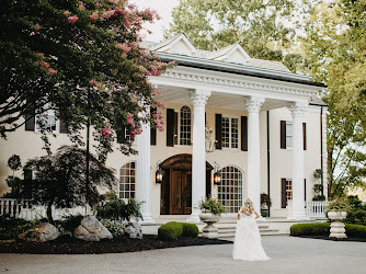 The Estate at Cherokee Dock | Nashville, TN Wedding Venue