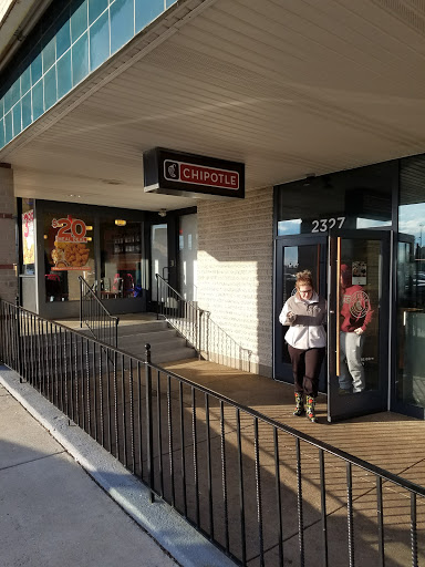 Shopping Mall «Roosevelt Mall», reviews and photos, 2339 Cottman Ave #1, Philadelphia, PA 19149, USA