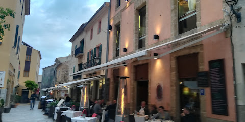 Ses muralles bar restaurante, Alcudia - Av. d,Inca, 2, 07400 Alcúdia, Illes Balears, Spain