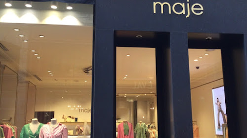 Magasin de vêtements pour femmes maje Lyon