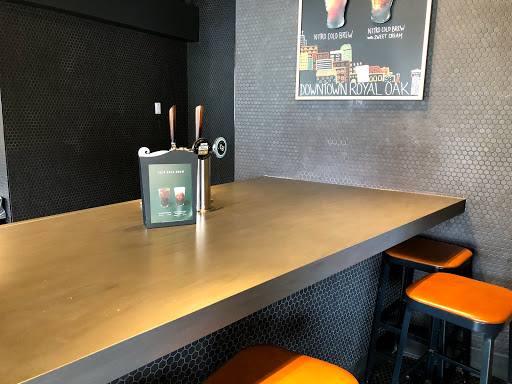 Coffee Shop «Starbucks», reviews and photos, 300 S Main St, Royal Oak, MI 48067, USA