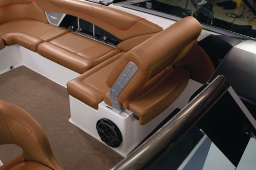 Boat Dealer «Norcal MasterCraft Discovery Bay Mall - Showroom / ProShop», reviews and photos, 1520 Discovery Bay Blvd #200, Discovery Bay, CA 94505, USA