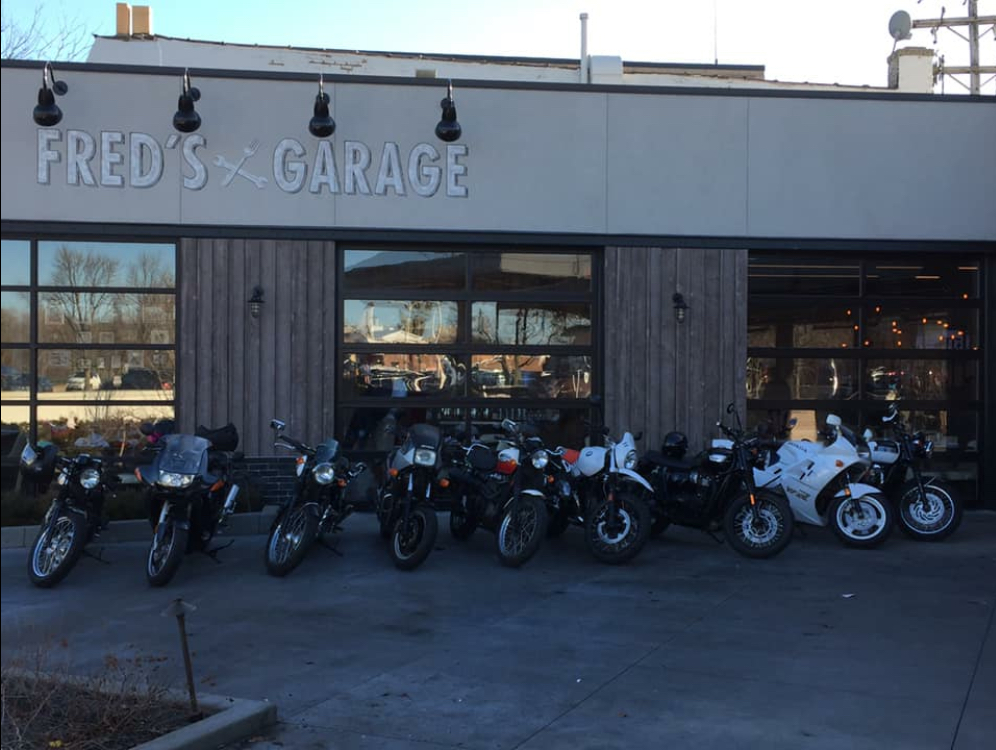 Fred's Garage 60093
