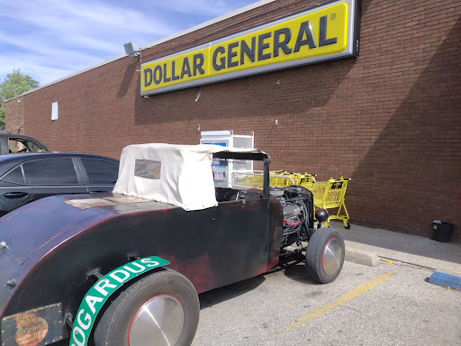 Dollar Store «FAMILY DOLLAR», reviews and photos, 395 N Gardner St, Scottsburg, IN 47170, USA