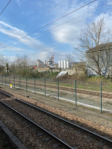 Cemex Bétons, unité de production de Verneuil sur Seine à Verneuil-sur-Seine