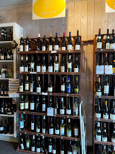 Wine Store «Toast Wines & Spirits», reviews and photos, 984 Farmington Ave B, West Hartford, CT 06107, USA