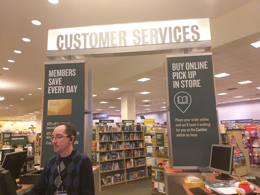 Book Store «Barnes & Noble», reviews and photos, 6646 Loisdale Rd, Springfield, VA 22150, USA
