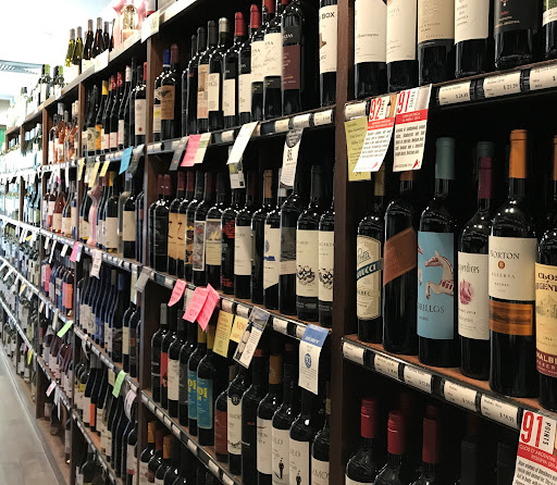 Liquor Store «Kings Contrivance Liquor Shop», reviews and photos, 8630 Guilford Rd B30, Columbia, MD 21046, USA