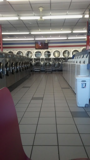 Laundromat «Wash Land Laundromat», reviews and photos, 6049 E Virginia Beach Blvd, Norfolk, VA 23502, USA