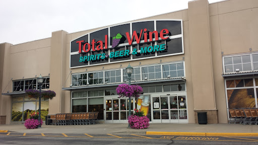 Wine Store «Total Wine & More», reviews and photos, 4320 Summit Plaza Dr #5, Louisville, KY 40241, USA