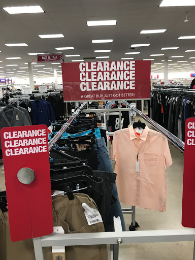 Clothing Store «Burlington Coat Factory», reviews and photos, 3350 Steelyard Dr, Cleveland, OH 44109, USA