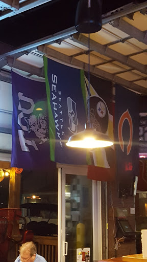 Sports Bar «Stingrays Taphouse and Grill», reviews and photos, 401 Beach Ave, Port Aransas, TX 78373, USA