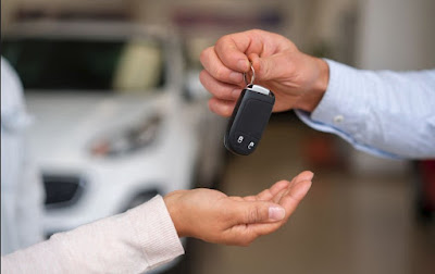 Car Rental Paris - Porte Maillot à Paris