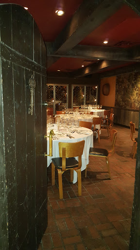 Shopping Mall «Utica Square», reviews and photos, 1709 Utica Square, Tulsa, OK 74114, USA