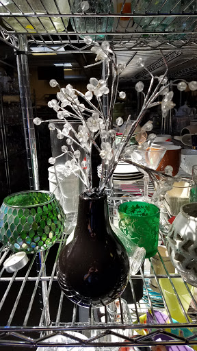 Thrift Store «The Goodwill Store», reviews and photos, 965 Commonwealth Avenue, Boston, MA 02215, USA