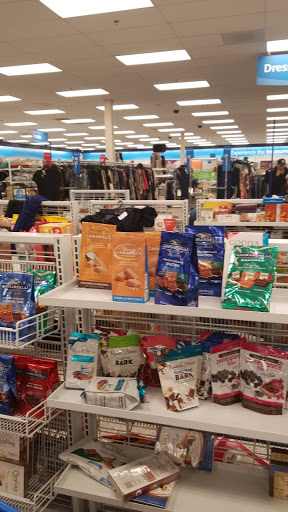 Clothing Store «Ross Dress for Less», reviews and photos, 926 Airport Center Rd, Allentown, PA 18109, USA