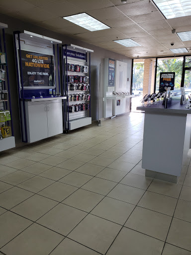 Cell Phone Store «MetroPCS Authorized Dealer», reviews and photos, 919 N University Dr, Coral Springs, FL 33071, USA