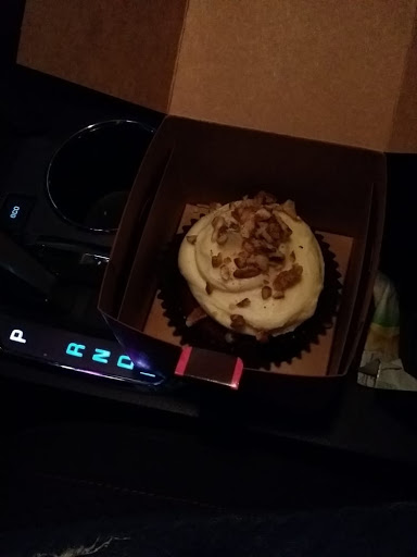 Bakery «Smallcakes Memorial», reviews and photos, 1531 Eldridge Pkwy #130, Houston, TX 77077, USA