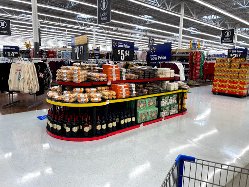 Department Store «Walmart Supercenter», reviews and photos, 2410 Sheila Ln, Richmond, VA 23225, USA