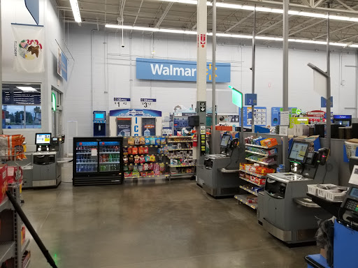 Department Store «Walmart Supercenter», reviews and photos, 150 Commerce Drive, Fairfield, IL 62837, USA