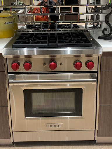 Appliance Store «Famous Tate Appliance & Bedding Centers», reviews and photos, 3790 Tampa Rd, Oldsmar, FL 34677, USA