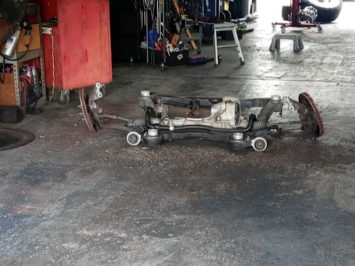 Auto Repair Shop «C & G Auto Center», reviews and photos, 4155 W Oak Ridge Rd, Orlando, FL 32809, USA