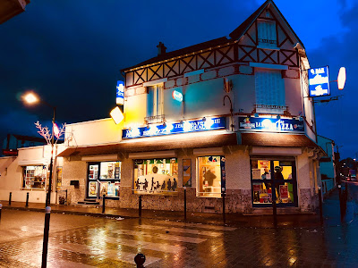 Au Brazza à Orléans