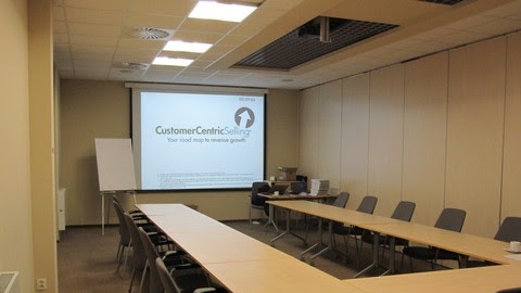 Customer Centric Selling Poland