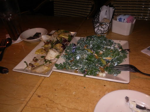 Restaurant «The Cheesecake Factory», reviews and photos, 2402 East Camelback, Phoenix, AZ 85016, USA