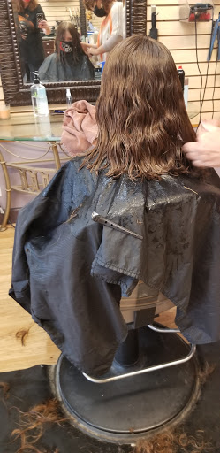 Beauty Salon «Reflections Hair Salon», reviews and photos, 207 W Main St, Genoa, IL 60135, USA