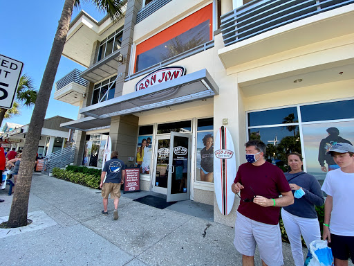 Clothing Store «Ron Jon Surf Shop», reviews and photos, 377 Mandalay Ave, Clearwater Beach, FL 33767, USA