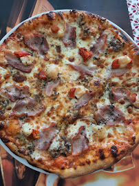 Plats et boissons du Pizzeria Royal Pizz à Ploudalmézeau - n°10